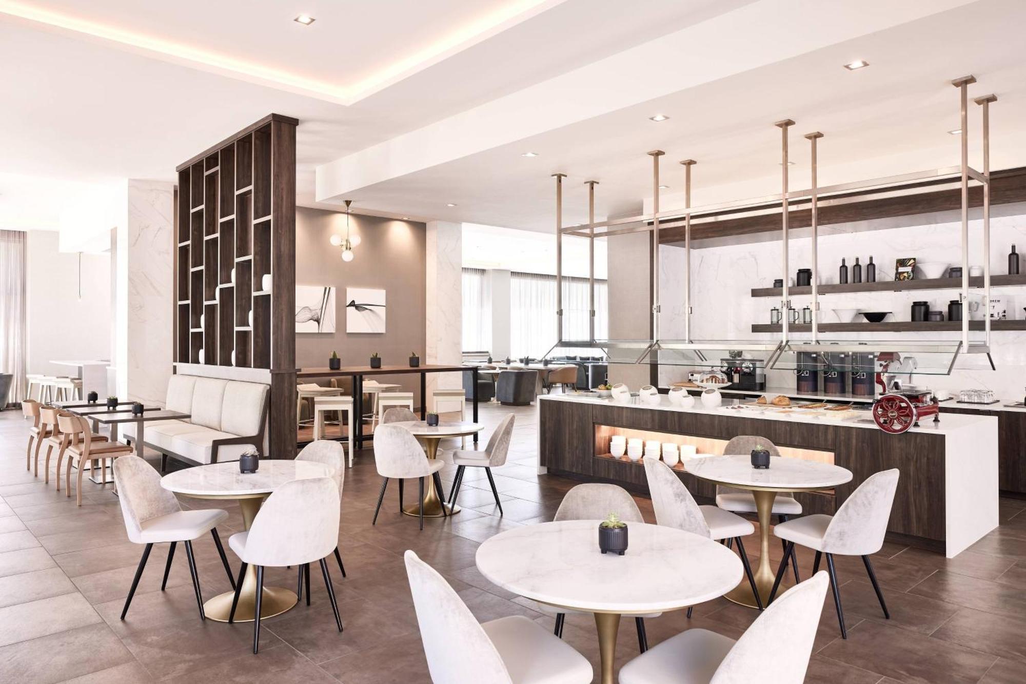 Ac Hotel By Marriott Columbus Downtown Экстерьер фото