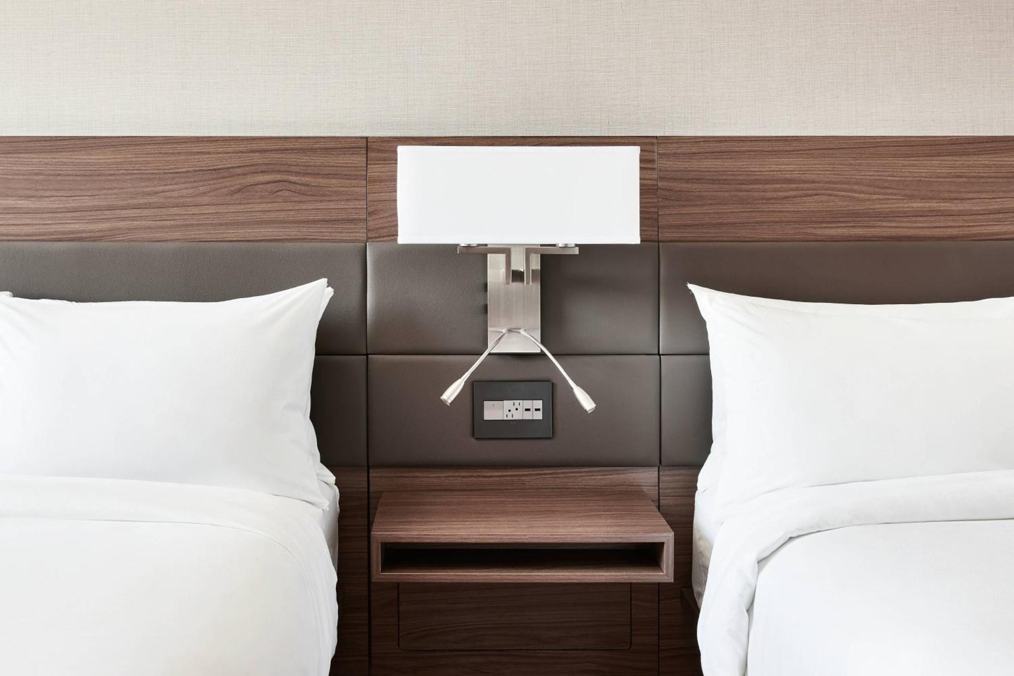 Ac Hotel By Marriott Columbus Downtown Экстерьер фото