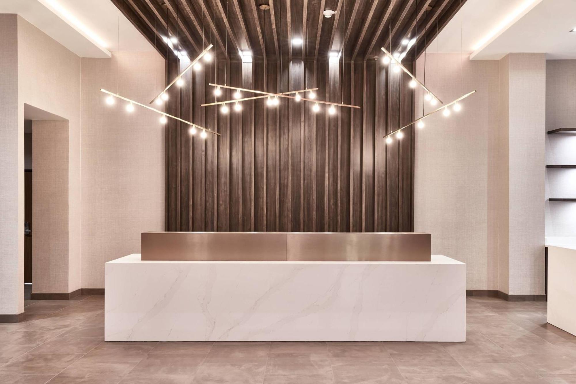 Ac Hotel By Marriott Columbus Downtown Экстерьер фото